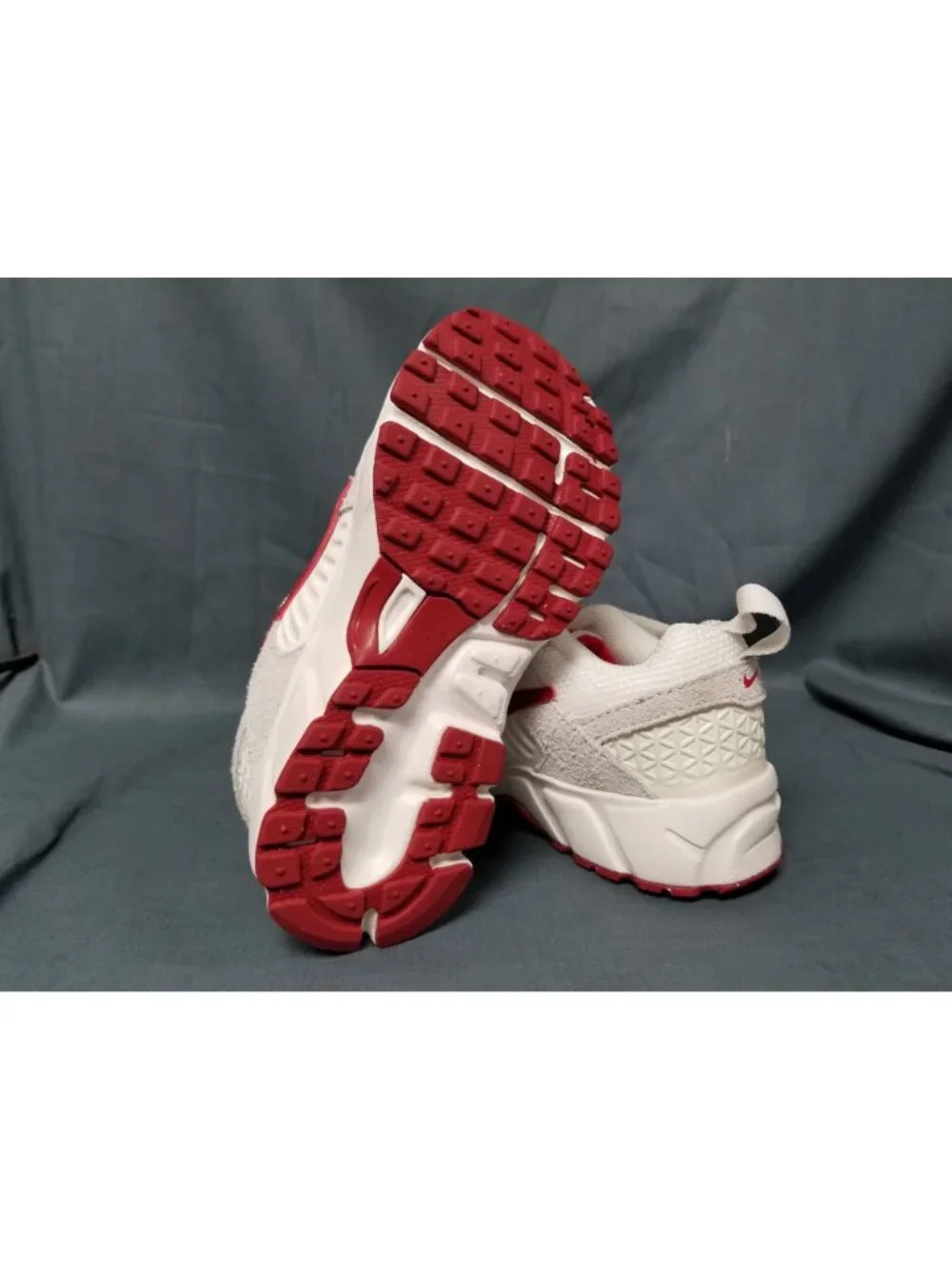 Nike Vomero 5 SE (PS) Sail Crimson Red Sneakers Mesh Kids Size 11c NEW NO BOX!